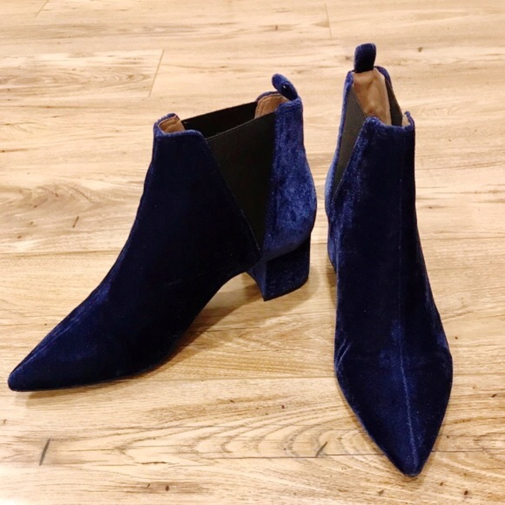 ❌SOLD❌ Anthropologie | Klub Nico Velvet Bootie 9M - Picture 2 of 8